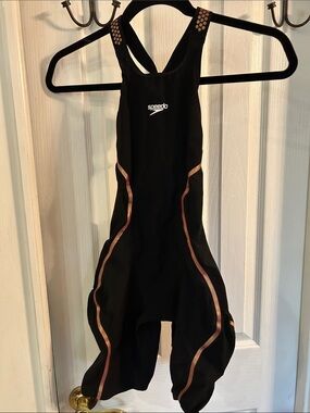 Speedo Fastskin LZR pure intent swim suit size 23